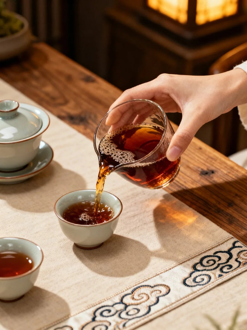 (recommend)A One in a Million Fine Tea Gift Box (24 cans, 100g each)